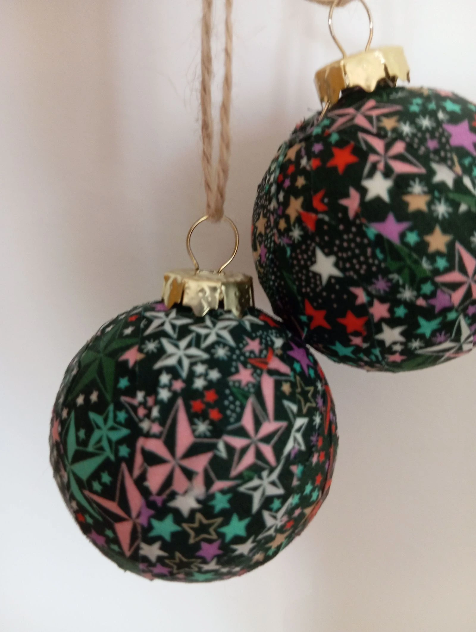 Deux petites boules de Noël 